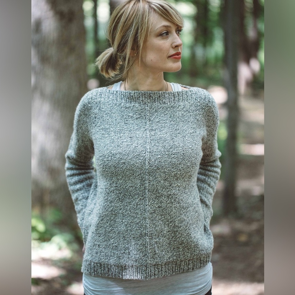 Drea Renee The Weekender Sweater in Brooklyn Tweed Shelter Yarn - Caribou